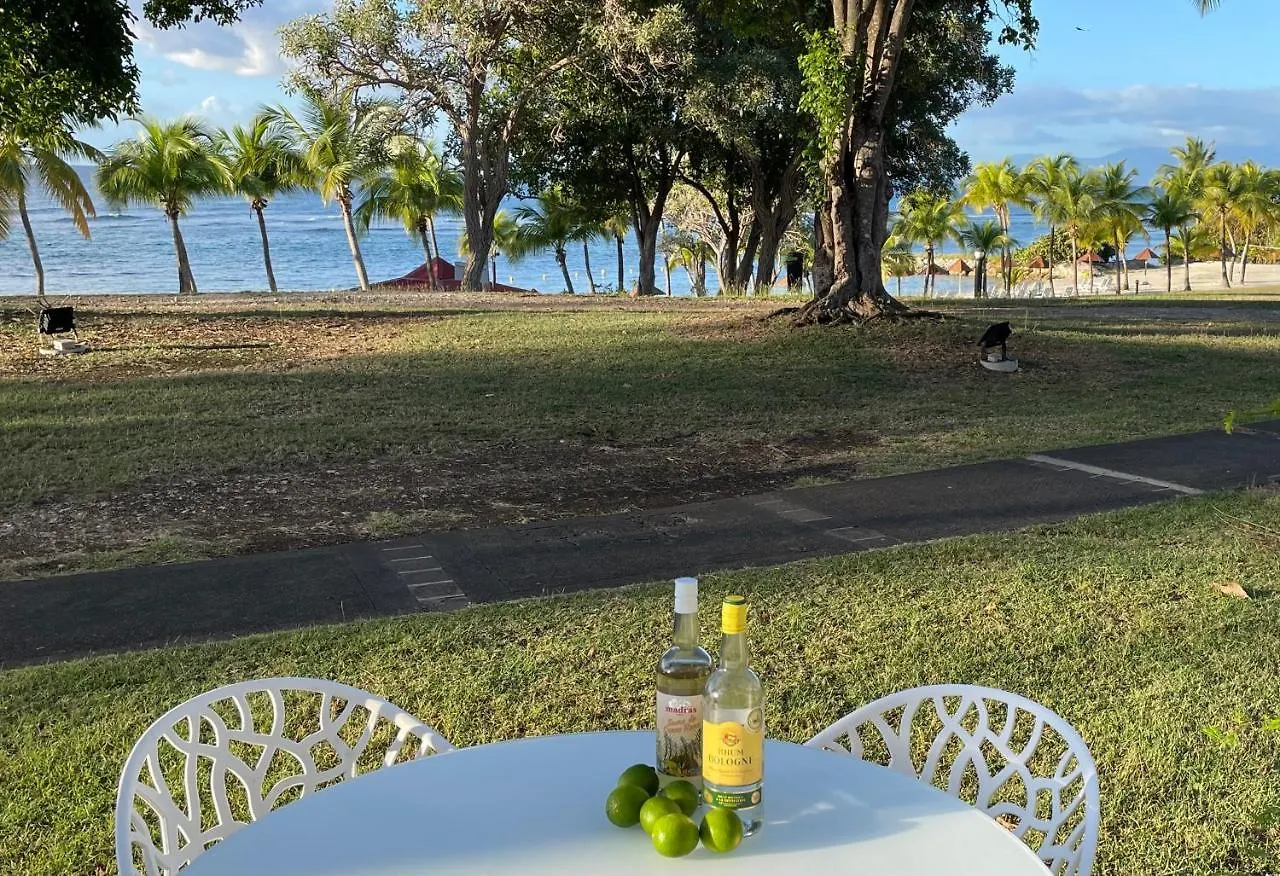 Sur La Plage, Village Vacances Sainte-Anne Lägenhetshotell Sainte-Anne (Grande-Terre)